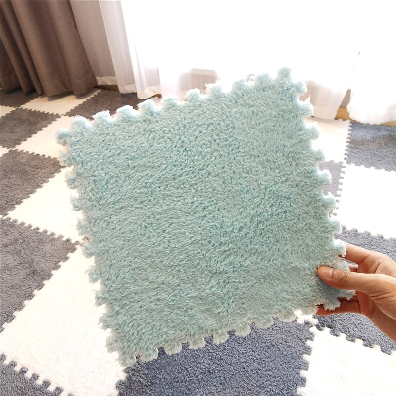 Soft Plush Carpet Tiles - Pet-Safe Floor Covering for Rabbit Play Areas